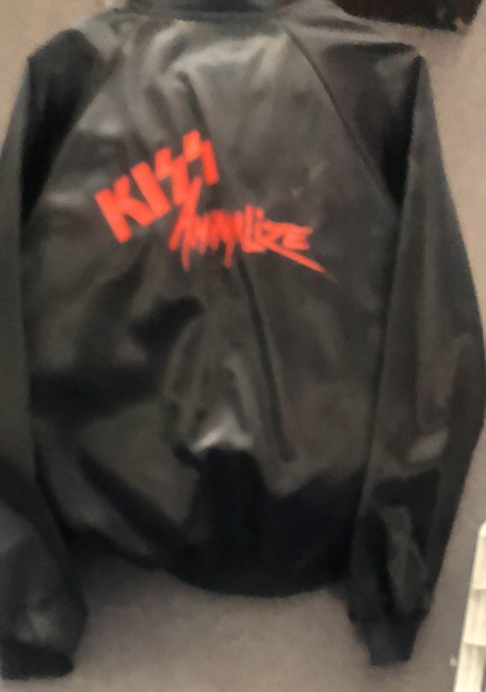 KISS ANIMALIZE TOUR JACKET (L) SIGNED BY BRUCE KULICK IN EXCELLENT CONDITION
