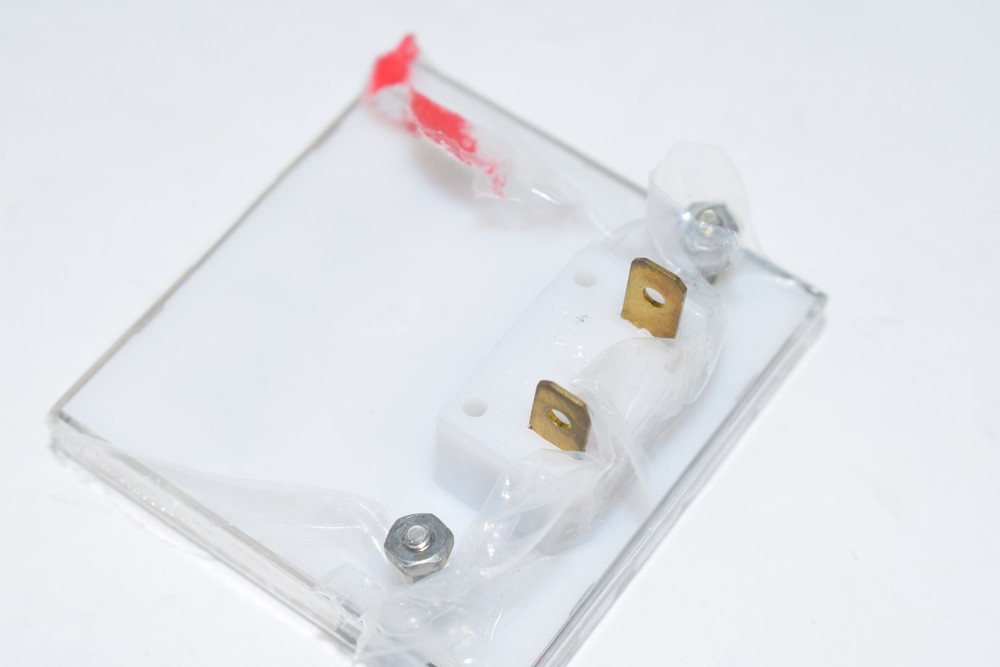 NEW Modutec MSQ-DAA-001-U Panel Meter, Analog,2 .0'', 0-1ADC, Zero-Left, Square