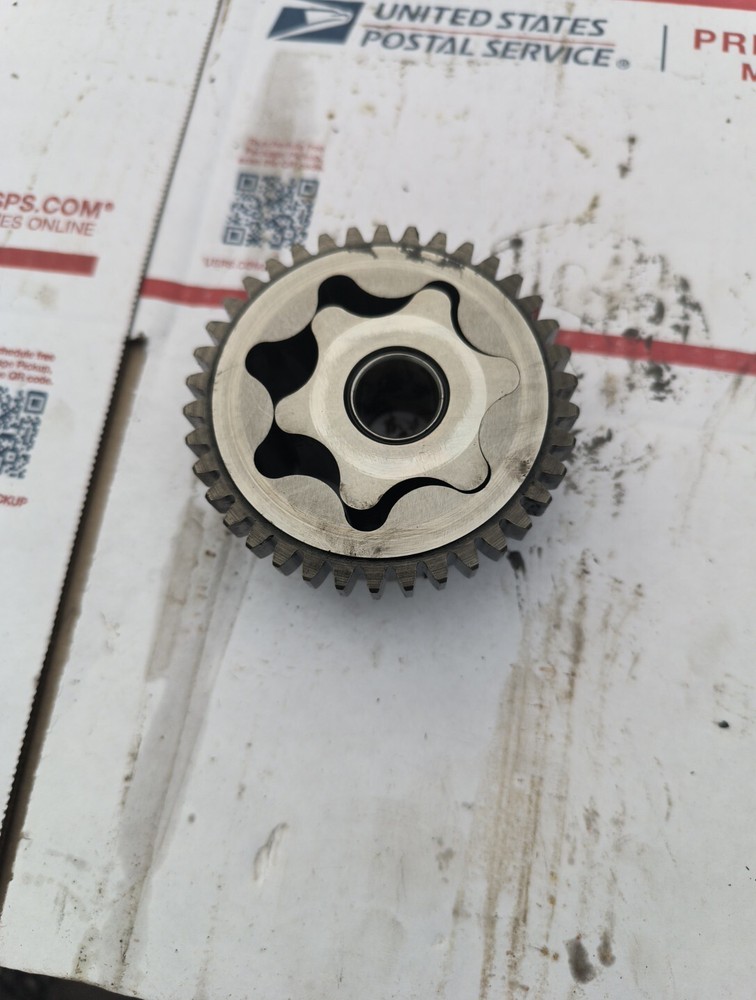 Caterpillar Marine 3208 Oil Pump