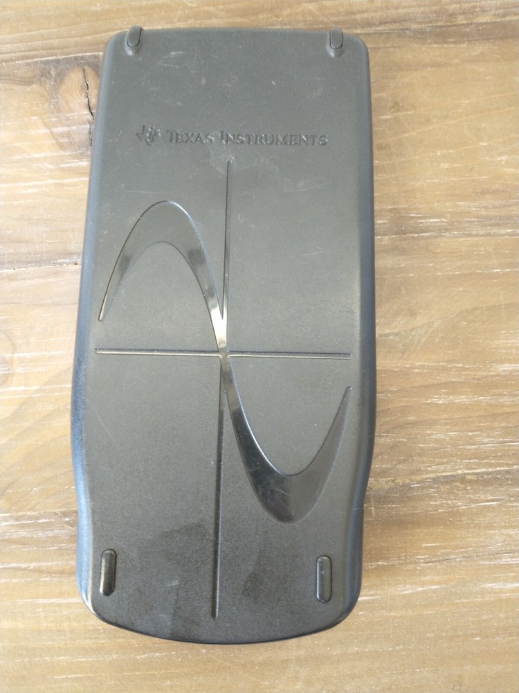 Texas Instruments TI-83 Plus Graphing Calculator *TESTED* small screen flaw