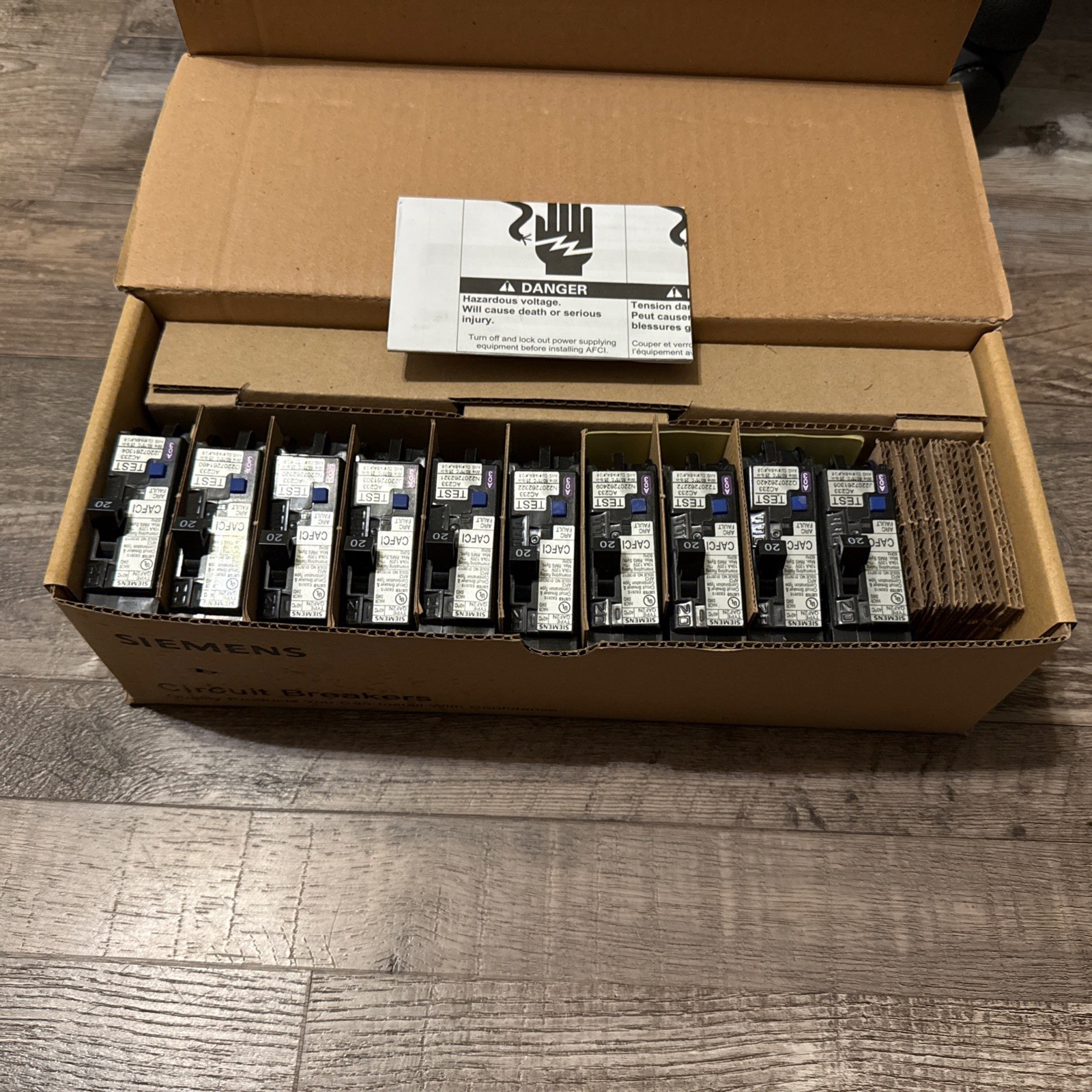 QA120AFCN Siemens 20 Amp 120V Combination Arc Fault Insta Wire Circuit Breaker