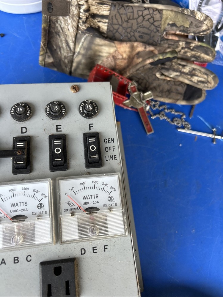 EmerGen Switch 30-Amp Transfer Switch