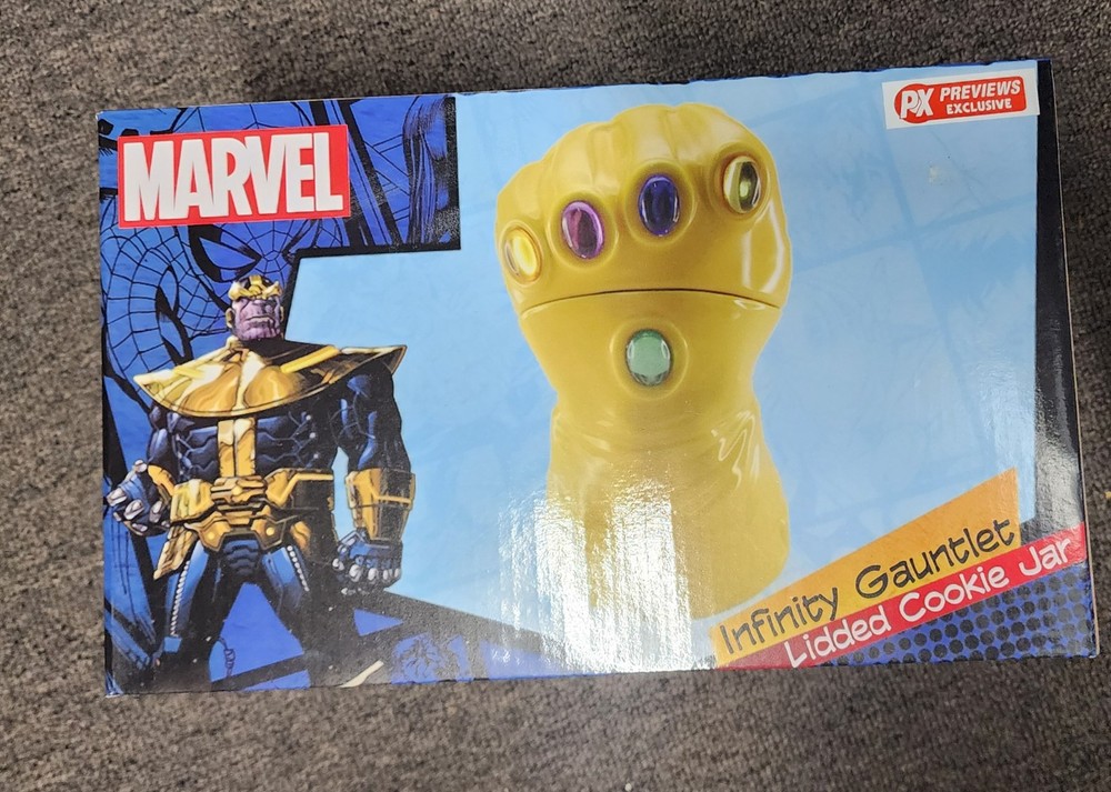 Marvel Infinity Gauntlet Exclusive Cookie Jar