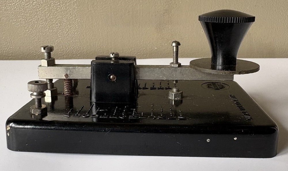 Vintage MERIT Morse Code Telegraph Key Bakelite Base Made in England