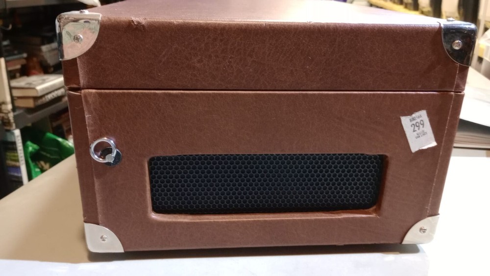 Sharper Image Stereo CD/VinyI Record Player Model ZI162