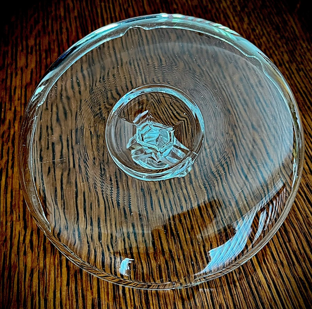 Nice Clear Glass Server Dish With Heart Handle - 6 1/2” Diameter