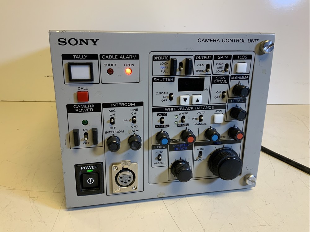 Sony CCU-TX7 Camera Control Unit W/ Case