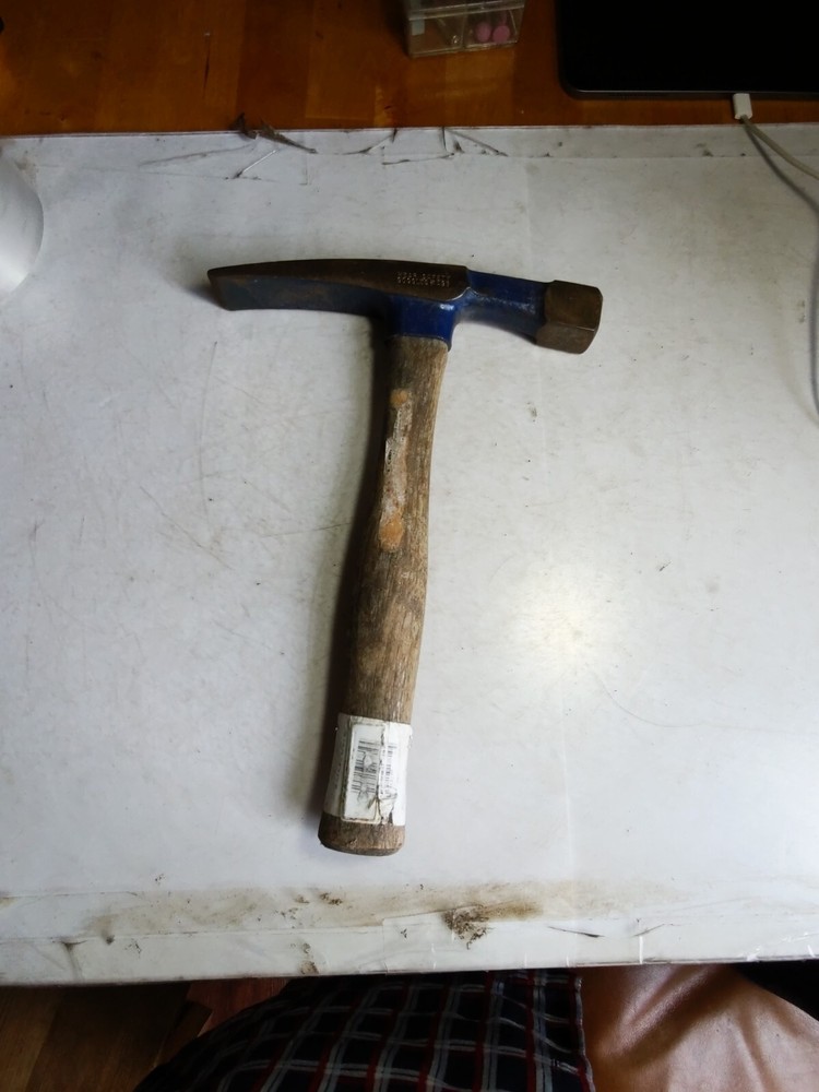 Vaughan A9B Bricklayer Hammer 32oz Totally