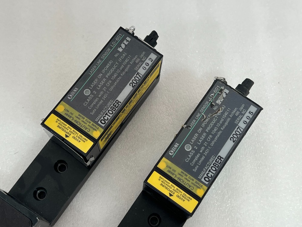 2 PCS - PANASONIC - XSUNX LASER LINE SENSOR LD-601