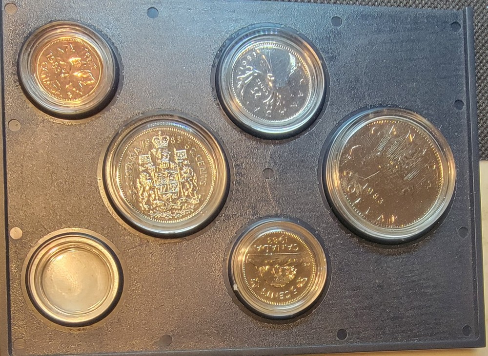 1983 CANADA PROOF LIKE SET T12 missing box & dime