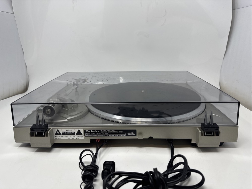 Technics SL-Q300 Quartz Direct Drive Fully Automatic Turntable Shure M92e WORKS!