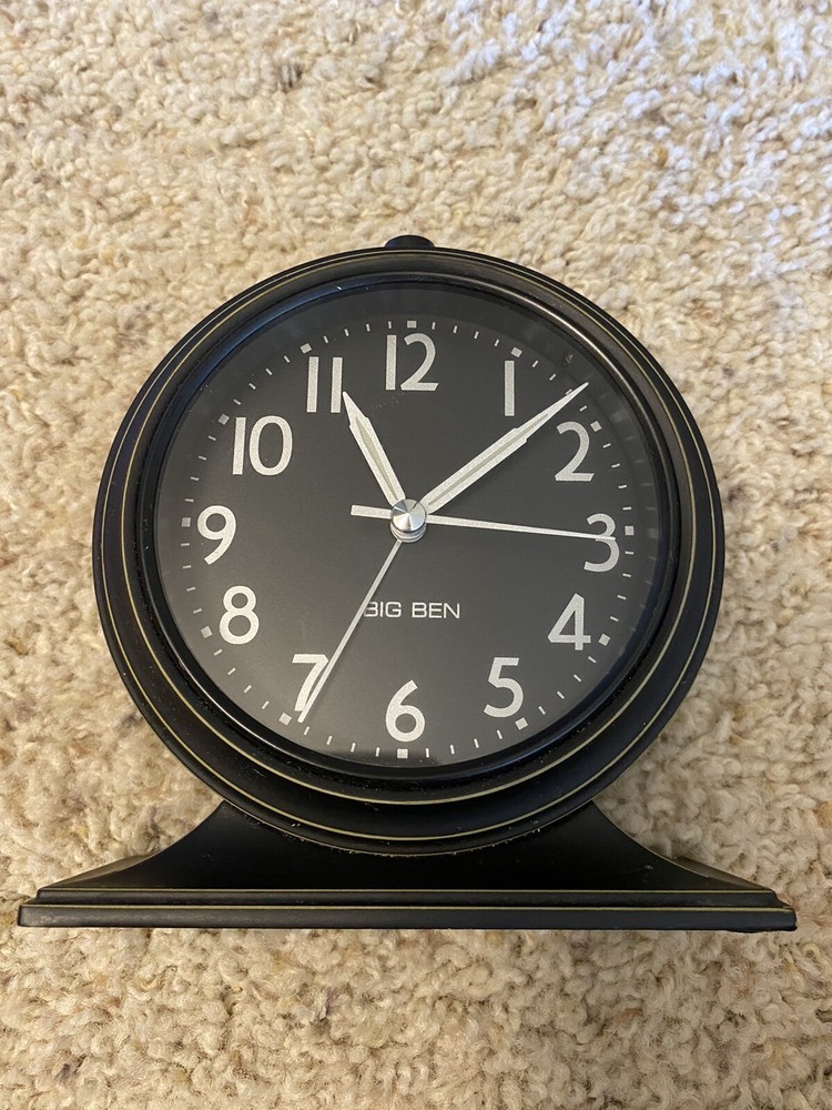 Alarm Clock Metallic Alarm Clock Night Light Snooze Function Volume Adjustable