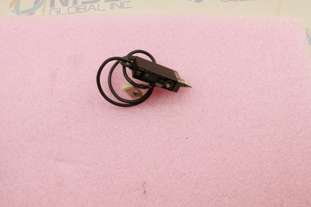 Omron E8CC-10C Pressure Sensor 0-142 PSI Flat-pack Slim DIN-rail Mount