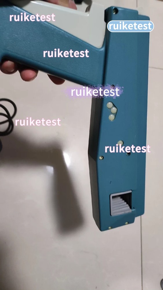 Tektronix A6303 Current Probe 100 Amp AC/DC Current Probe w/ Case TESTED-