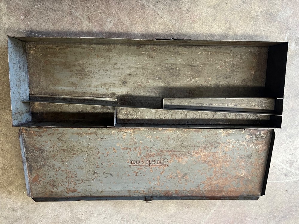 SNAP ON VINTAGE BLUE POINT TOOL BOX