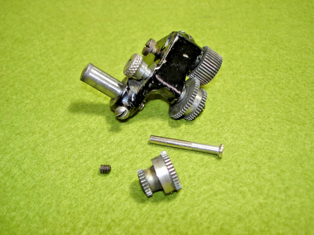 Edison Standard Phonograph 2/4 Conversion Attachment