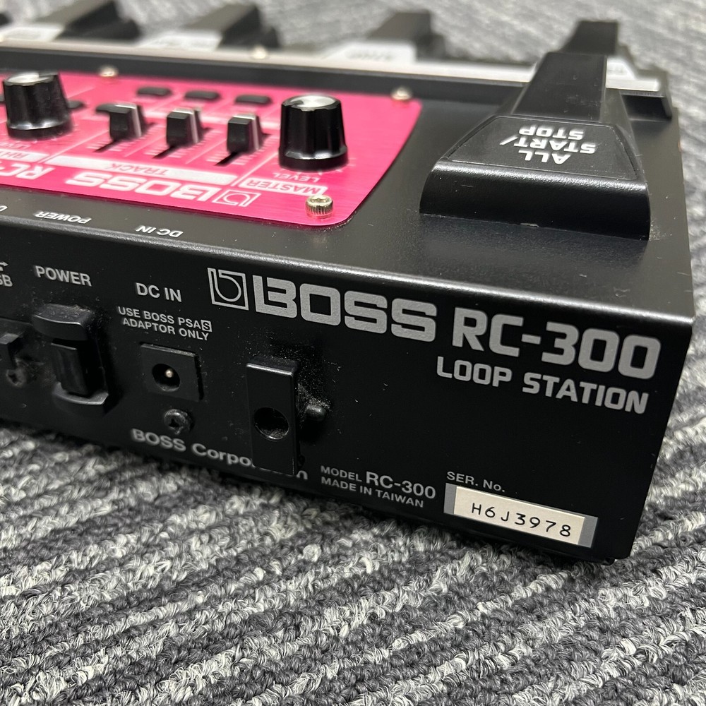 RC-300 Loop Station: Ultimate Looping Effects Processor
