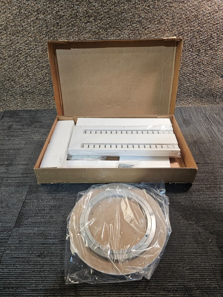 Amanda Blu 99230 Medium White Universal Spinner