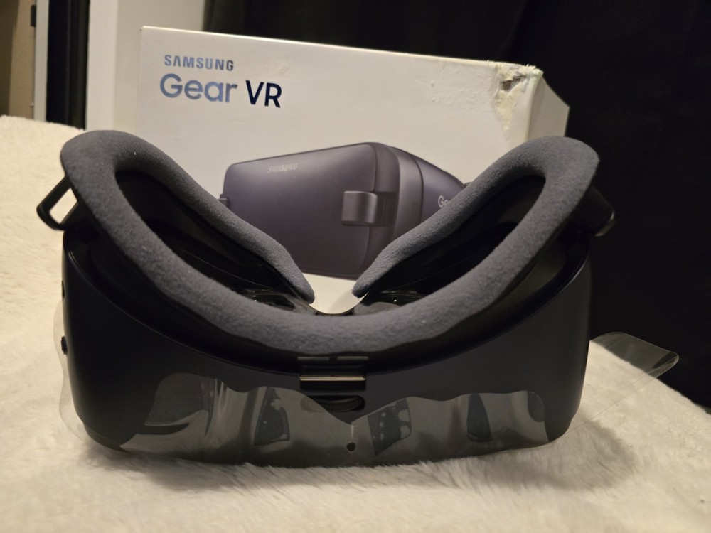Samsung VR Headset