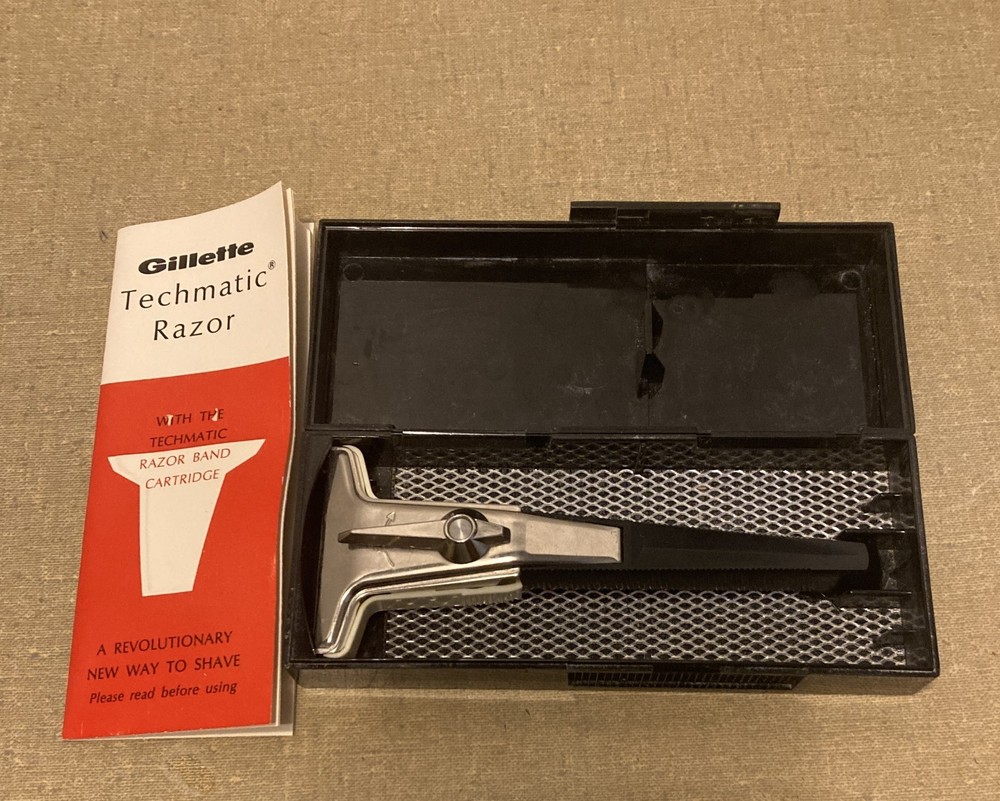 Vintage Gillette Adjustable Techmatic Safety Razor w/ Case & Booklet