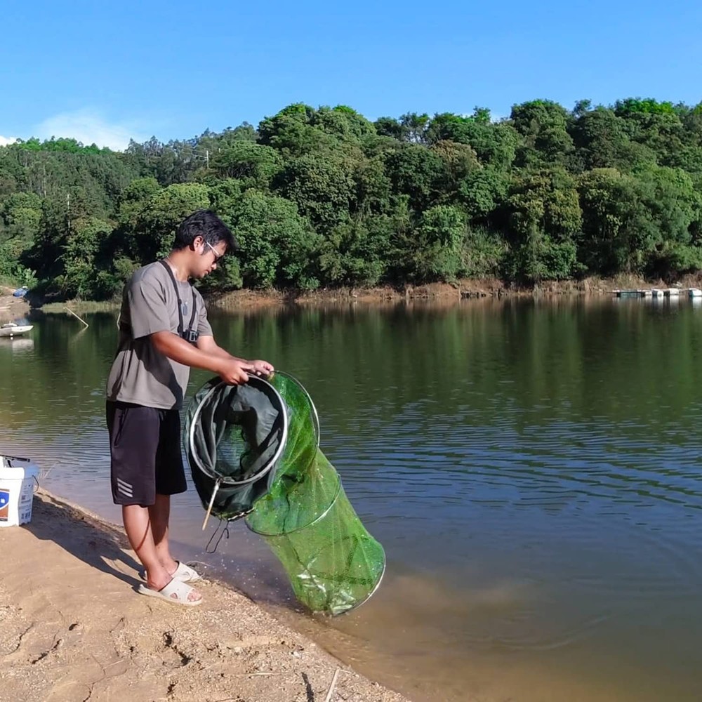 Collapsible Fish Keeping Net - Rubberized Mesh Fishing Basket - Foldable Fish...