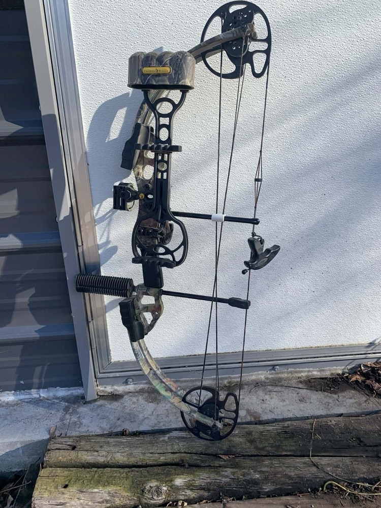 Compound Bow Outlaw Bear Used Good Condition