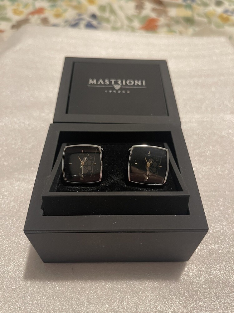 Mastrioni Blessed Cuff Link