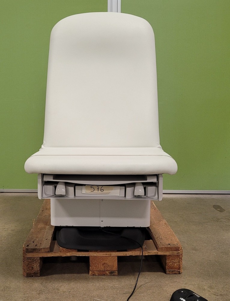 Midmark Ritter 224 Exam Table