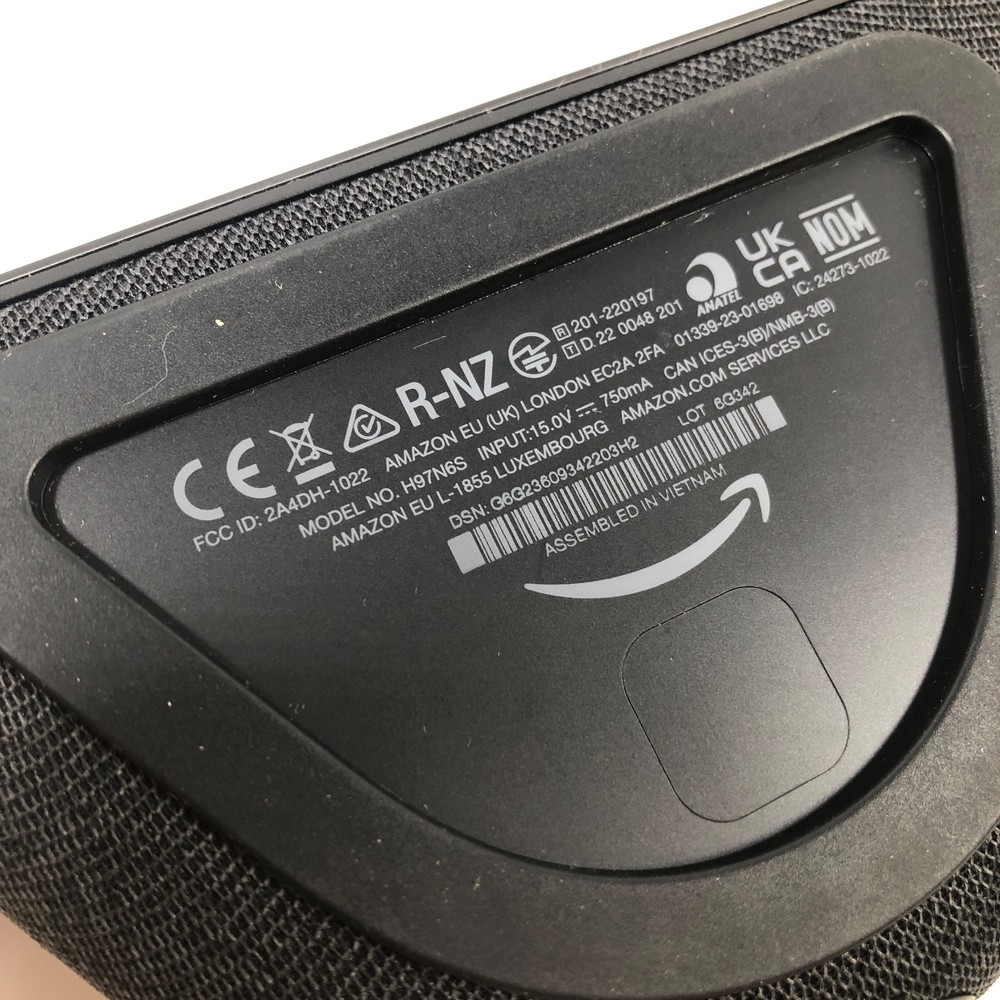 Chipped Amazon Echo Show 5 3rd Gen Smart Display Black H97N6S
