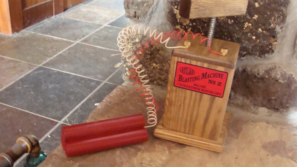 Dynamite Detonator Blasting Machine  "Atlas  No2"  new