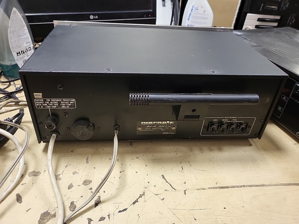 MARANTZ 2020L Stereo Tuner - Working