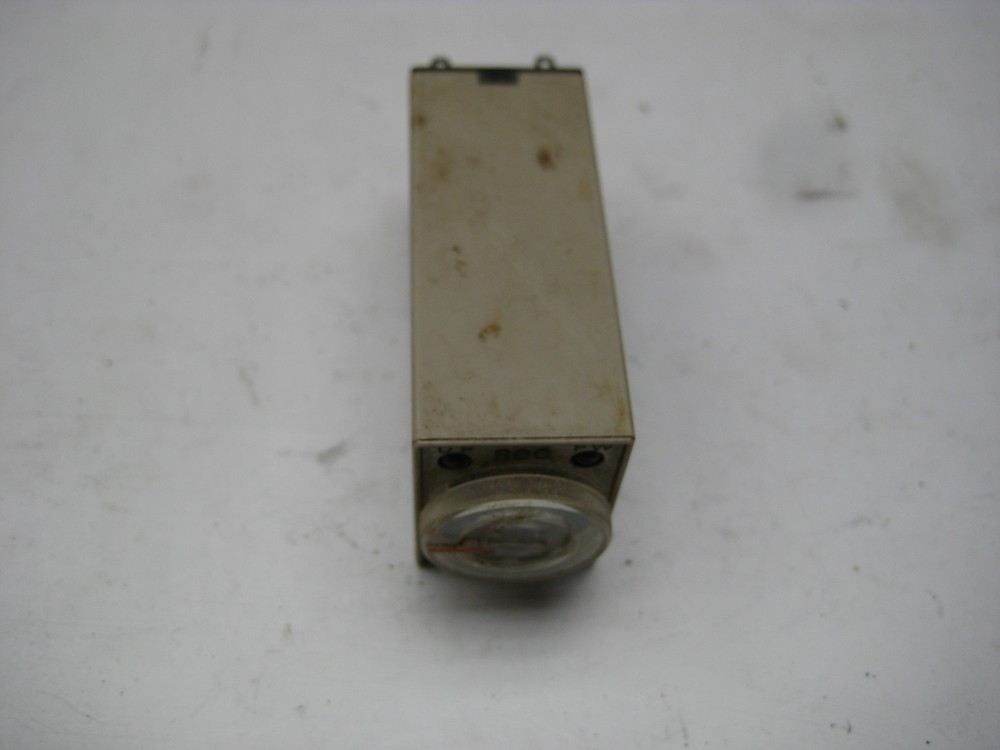 OMRON H3Y-2 TIMING RELAY UNMP
