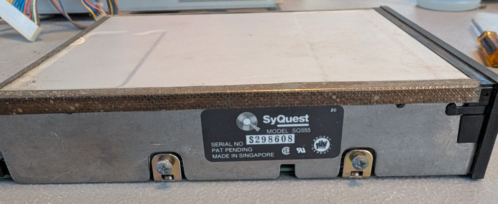 Syquest 44MB SCSI drive - untested