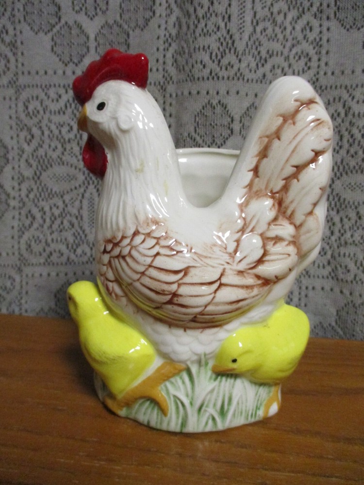 Chicken with Her Chicks Planter Handmade Ceramic Dated 1984