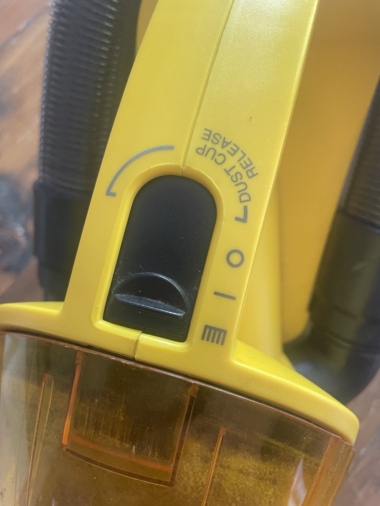 Eureka Model 71 EasyClean Yellow Handheld Vacuum Cleaner Tested EUC