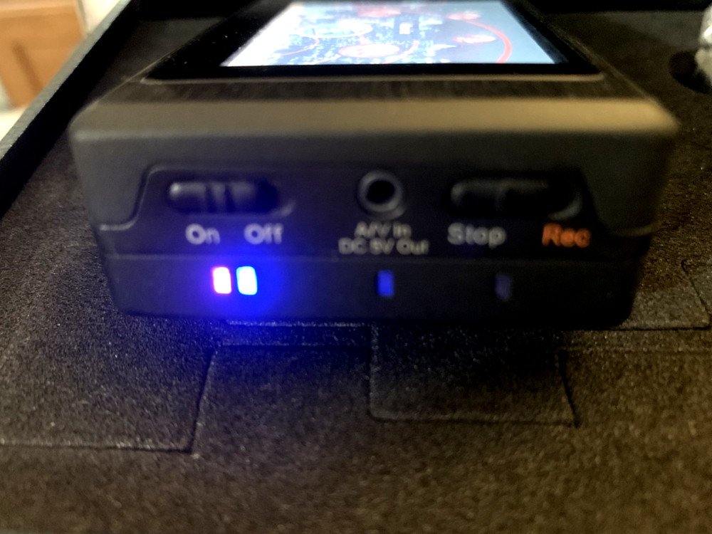 Micro DVR with LCD PV-500