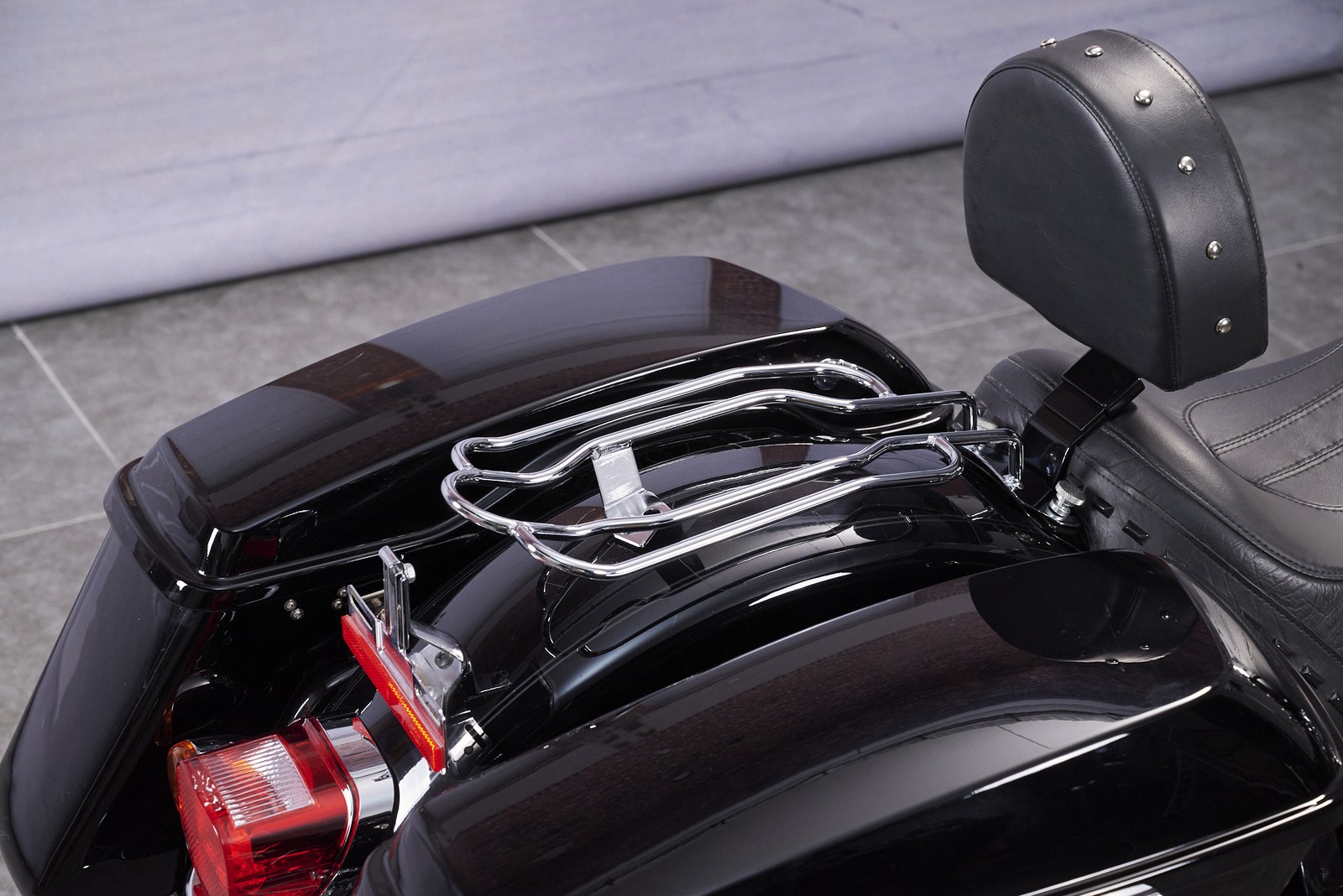 Durable Steel Solo Luggage Rack For Harley 2005-2017 Heritage Softail Classic