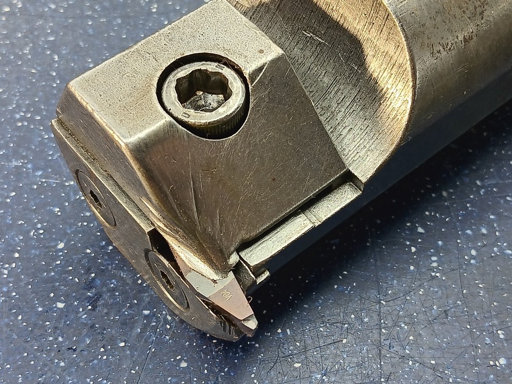 2.0" Threading & Grooving Indexable Insert Boring Bar V TBR 325