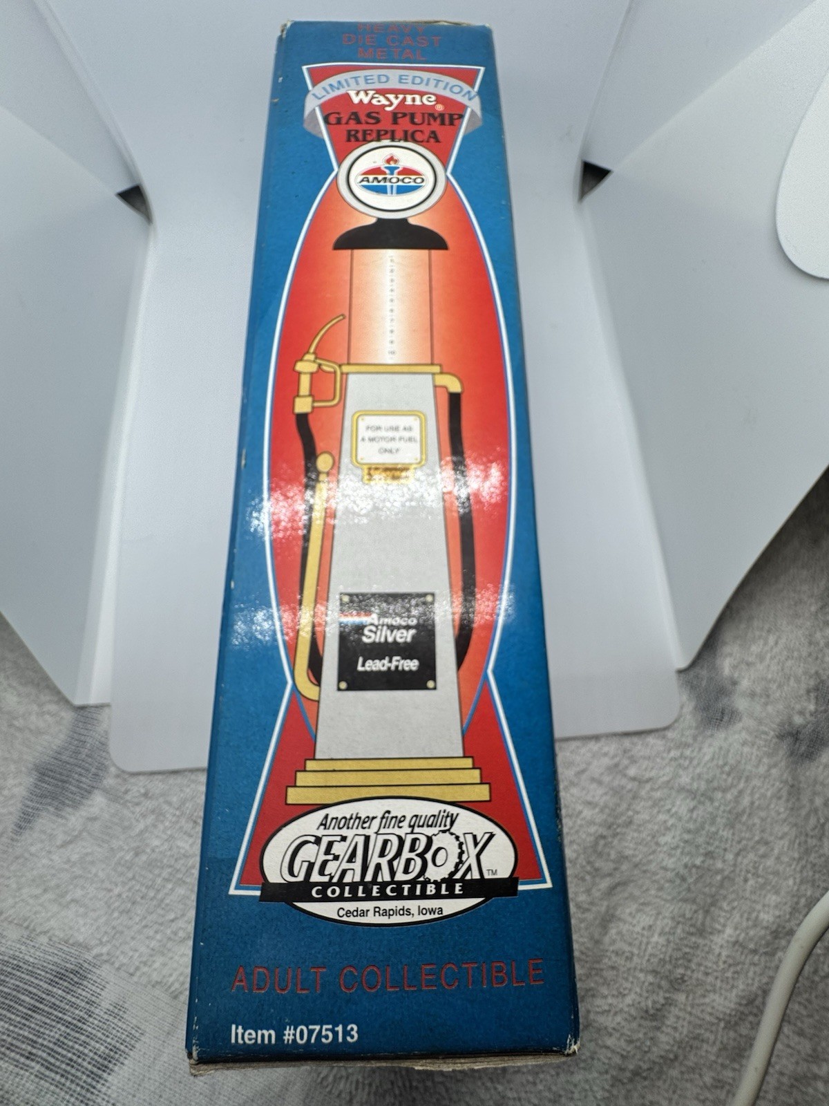 Limited Edition Replica Gas Pump Amoco Silver Wayne Gearbox