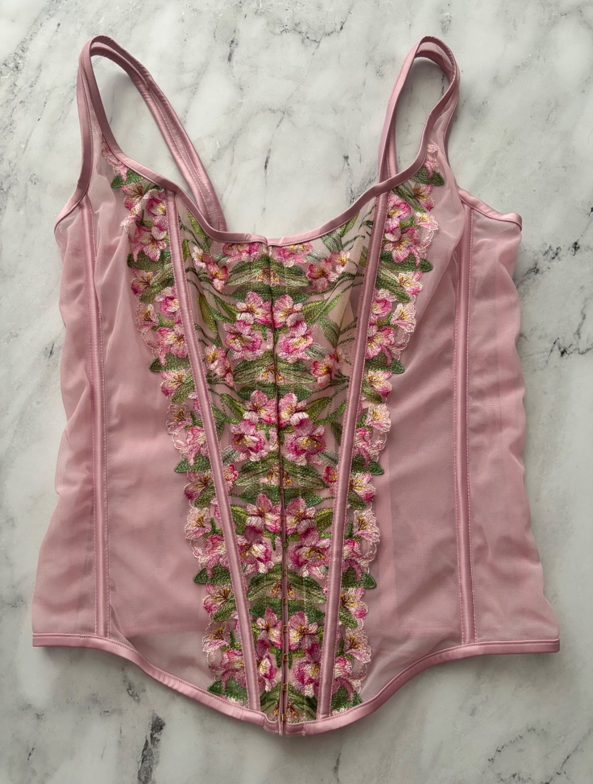 Victoria's Secret Lily Embroidered Floral Corset + V String Panty Set XL