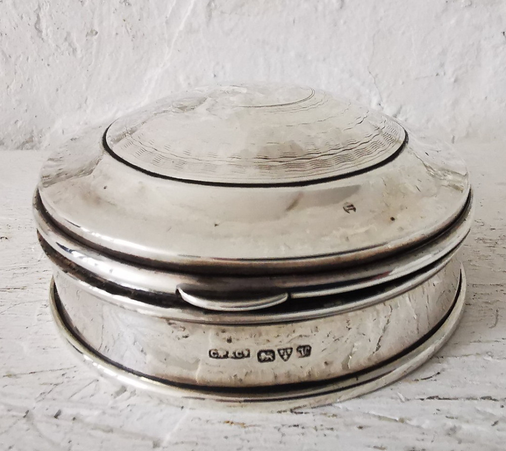 Antique Solid Silver Ring Or Trinket Box - Chester 1921