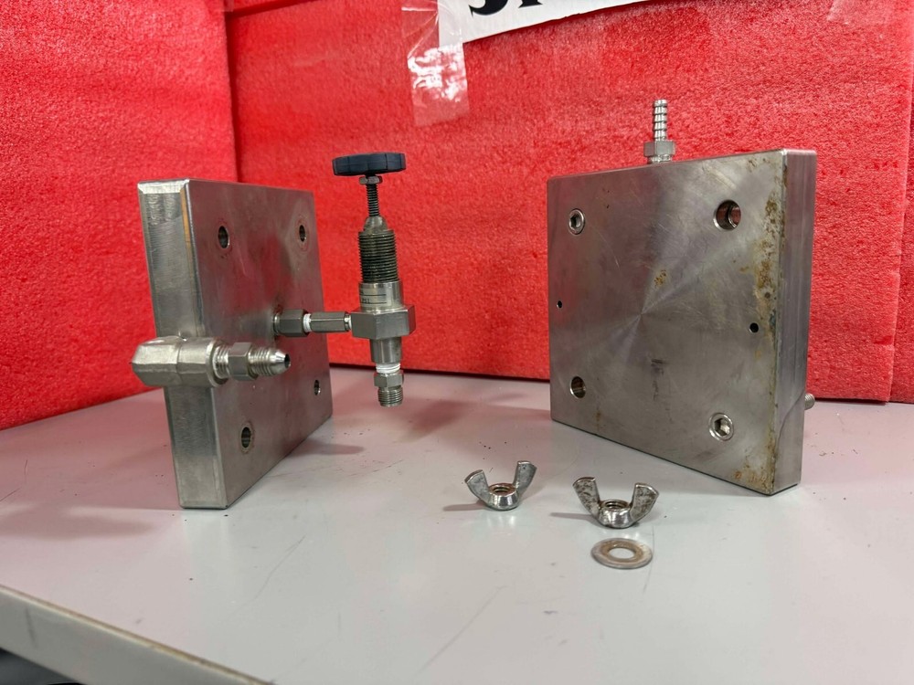 CROSS FLOW MEMBRANE TEST UNIT OSMONICS TYPE CAPACITIVE DEIONIZATION CELL