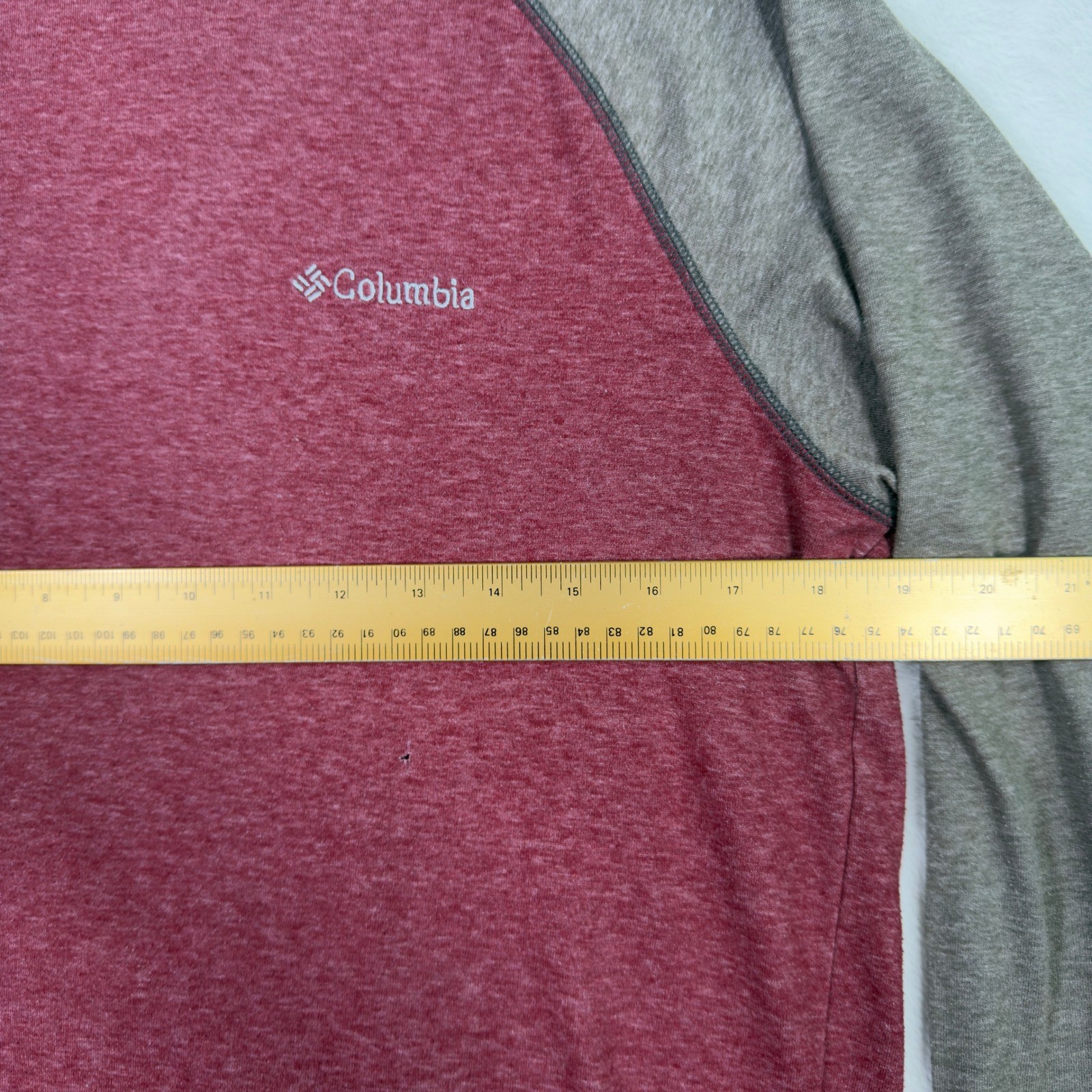 Columbia Mens Long Sleeve Shirt Omni Wick Heathered Red Gray Raglan Large