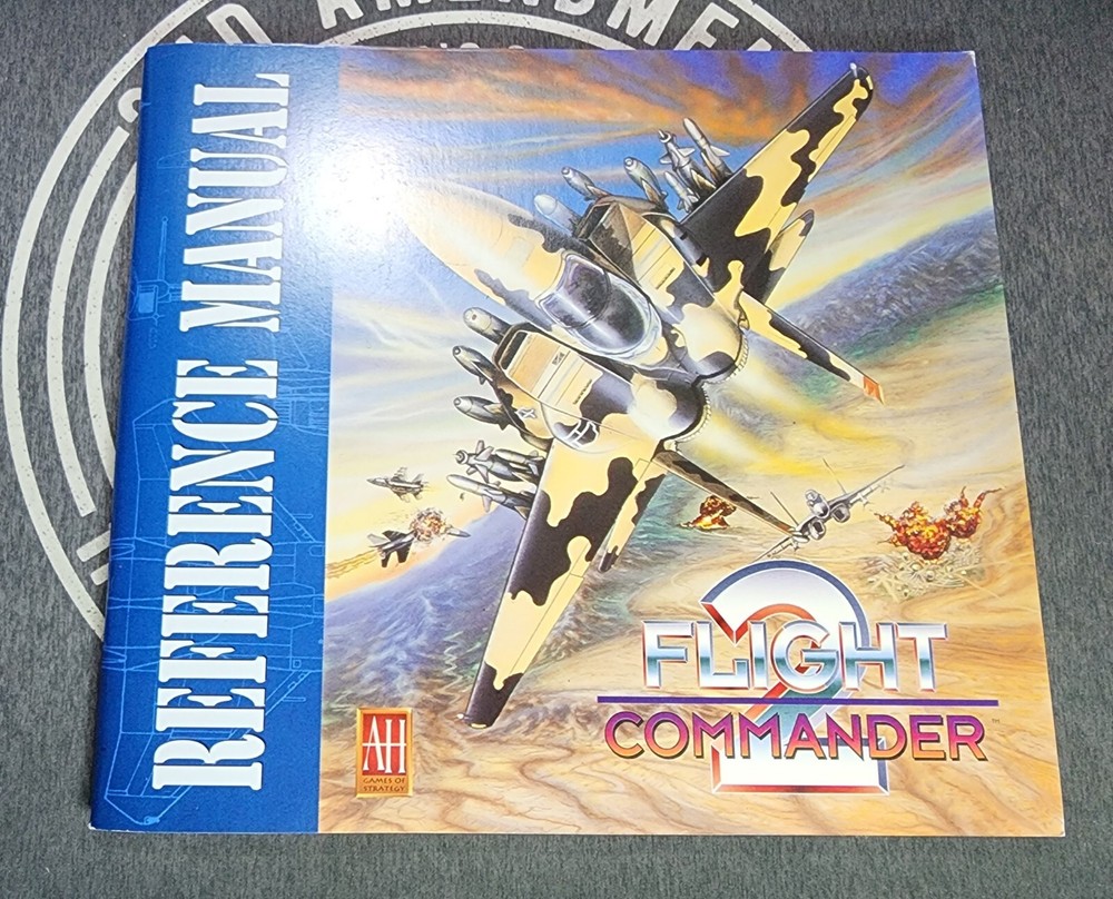 Vintage Flight Commander 2 PC Software Game Includes disks & Original Papers!