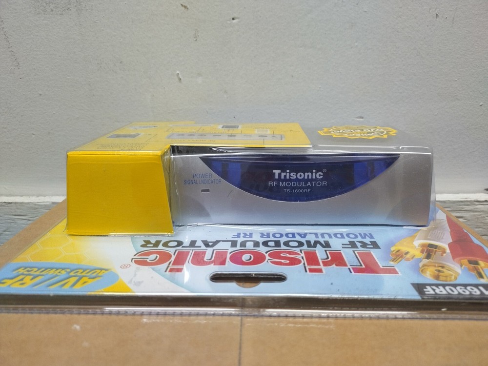 NOS Trisonic AV/RF Auto Switch RF Modulator Box - Sealed