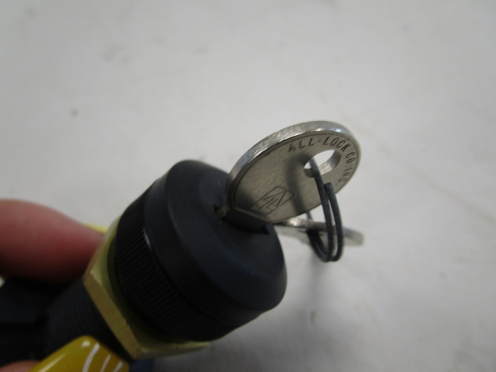 ON / OFF IGNITION SWITCH W/ (2) KEYS MARINE BOAT
