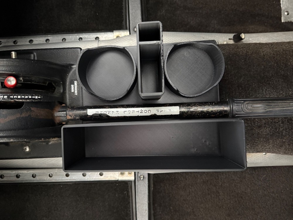 Aviation Center Cup Console compatible with Piper Pa28