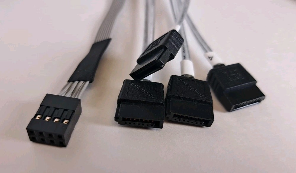 DiliVing 𝐃𝐢𝐋𝐢𝐧𝐤𝐞𝐫 with GPIO Signal 𝐌𝐢𝐧𝐢𝐒𝐀𝐒 𝐇𝐃 to 4*𝐒𝐀𝐓𝐀...