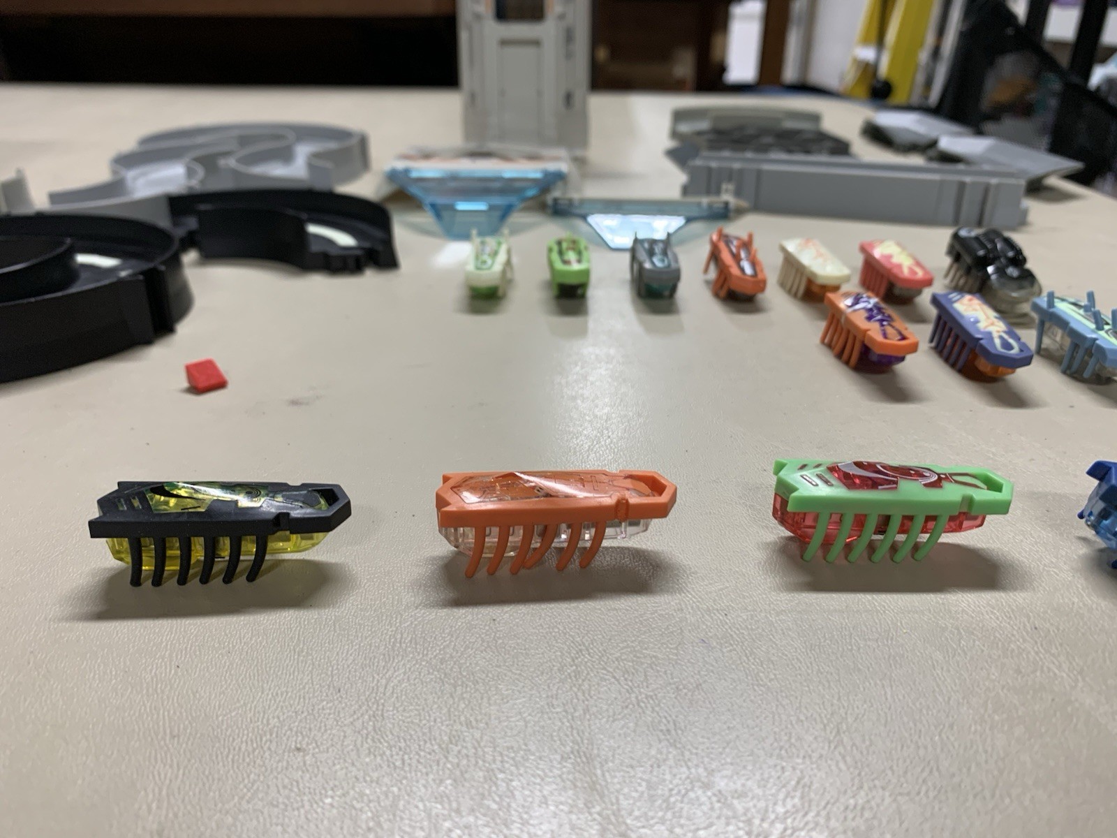 Hexbug Nano Bug Lot (14 Bugs) & Various Habitat and Space Playset Pieces-**Read*