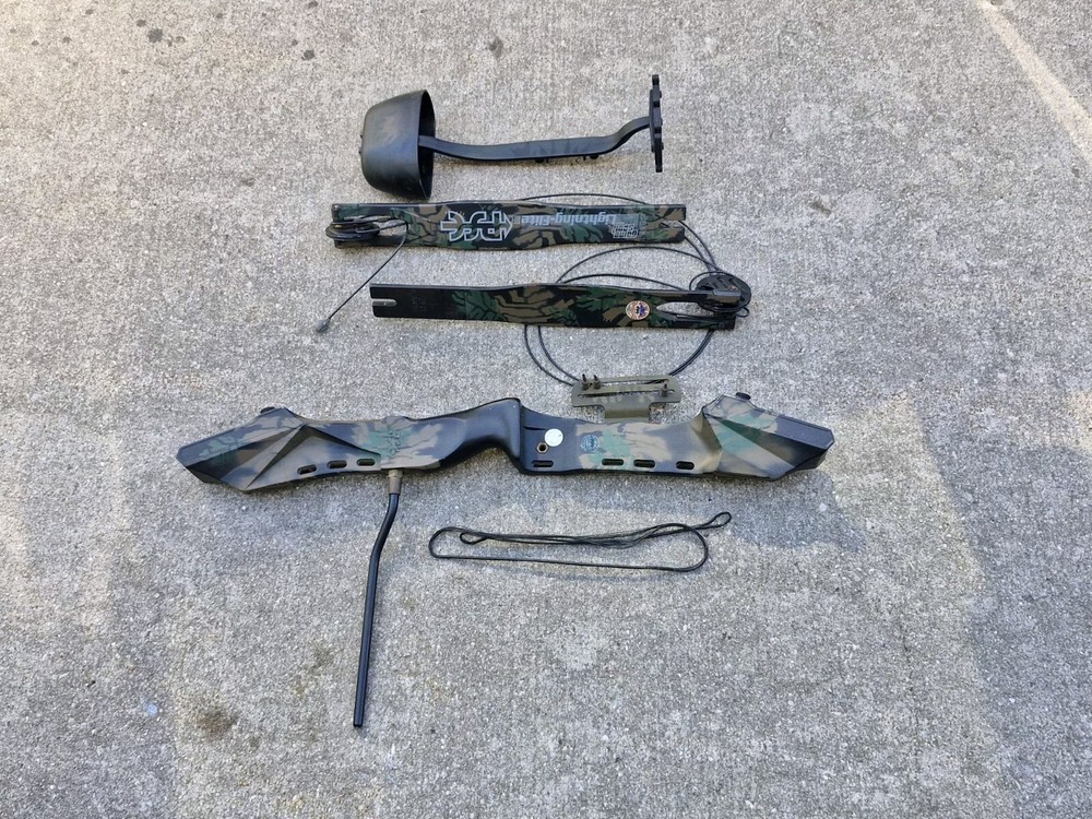 PSE Compound Bow Game Sport series Lightning-Flite 2